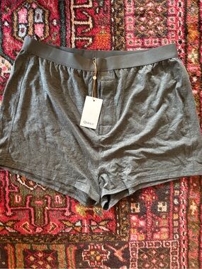 NWT Men’s Quince Charcoal Jersey Lounge Shorts XL